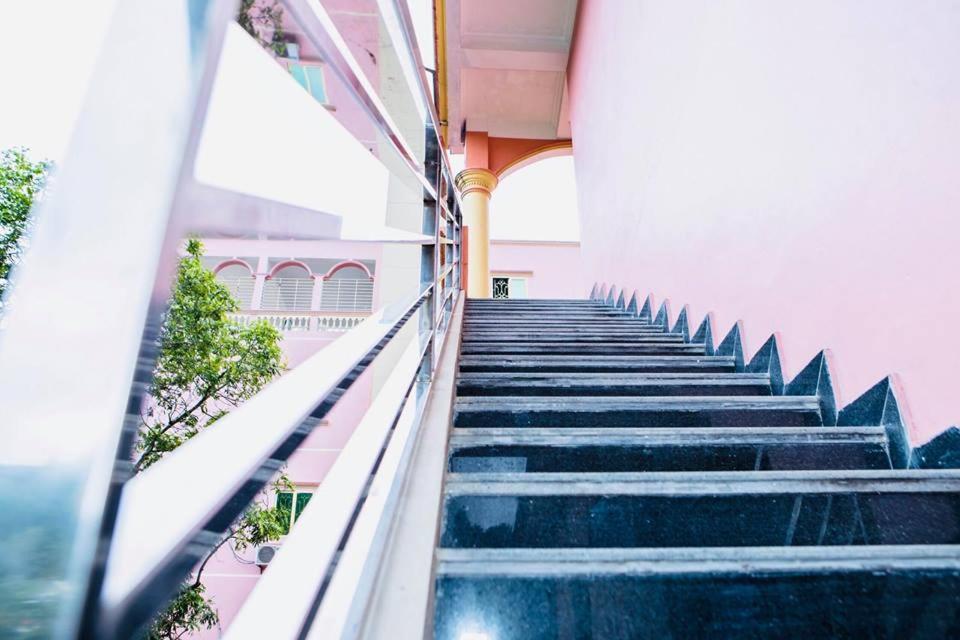 Hung Thinh Hotel Ban Gum エクステリア 写真