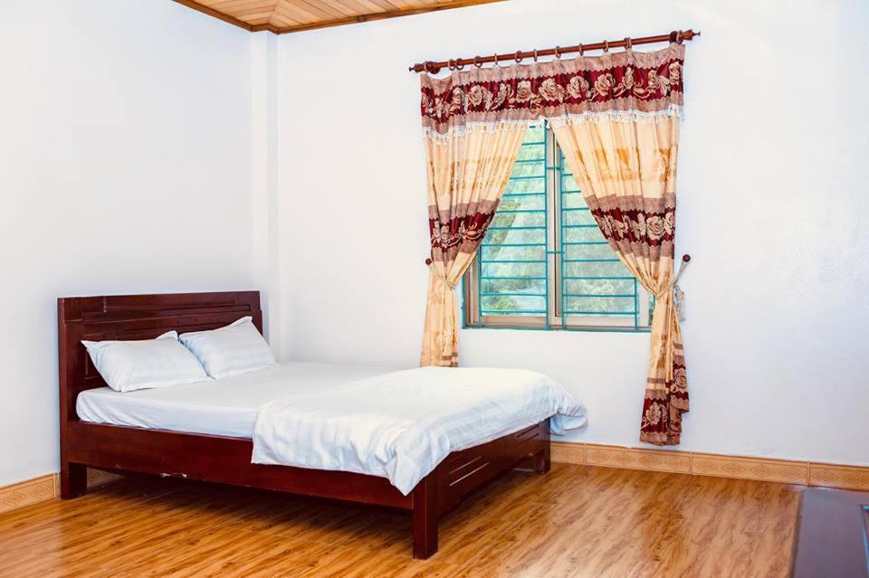 Hung Thinh Hotel Ban Gum エクステリア 写真